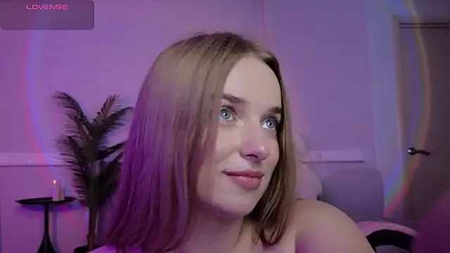 Chat +18 de Evamorisesesss ao vivo