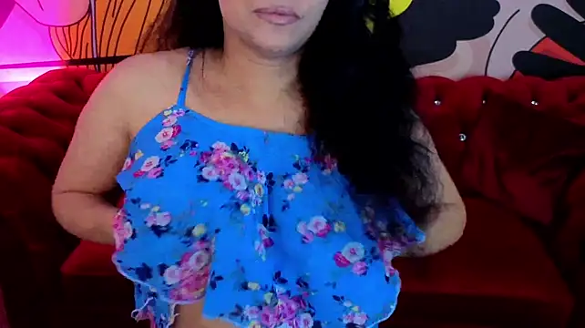 KarinaHaYess' Live XXX Chat