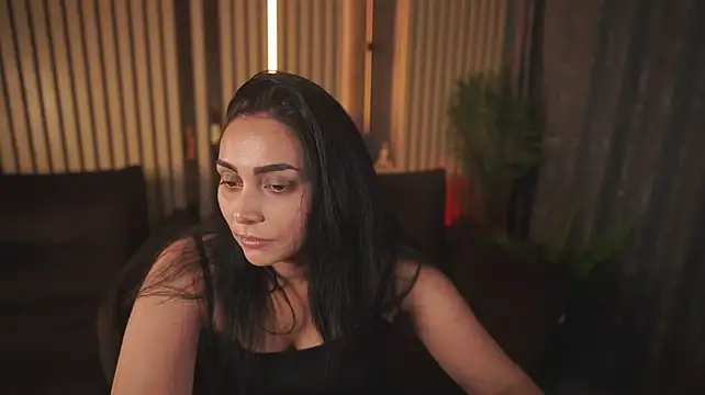 KarinaHaYess' Live XXX Chat