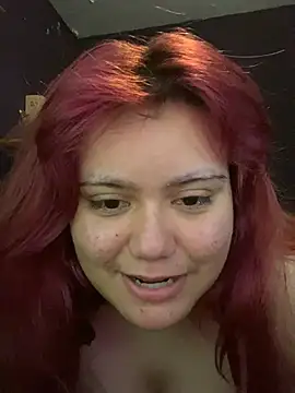 yammyisgooning Live XXX-Chat