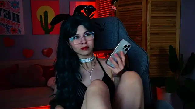 Show de SienaAshwood na webcam