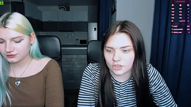 your_megan Show in webcam