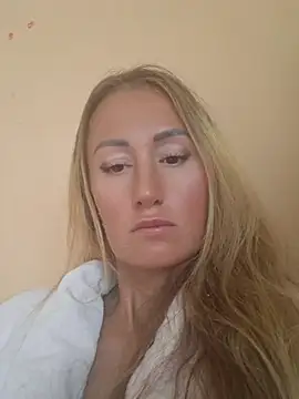 TinaKialn Live XXX chat