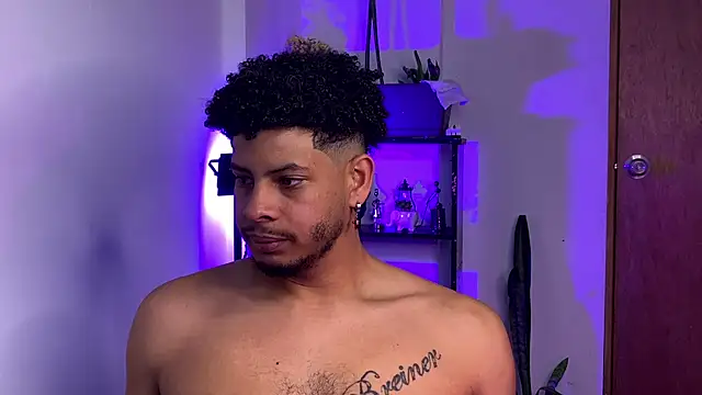 colt_addam – webcam-show