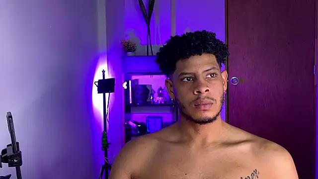 colt_addam Webcamshow