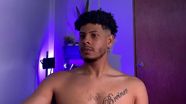 colt_addam Webcamshow