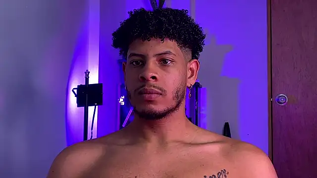colt_addam Webcamshow
