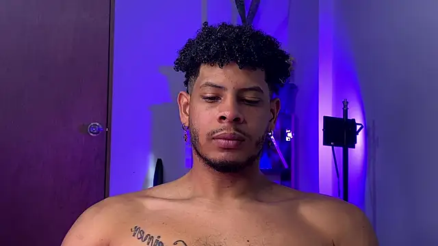 colt_addam Webcamshow