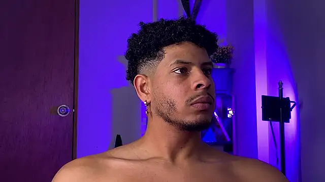 colt_addam – webcam-show