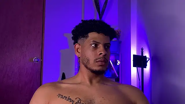 colt_addam Webcamshow