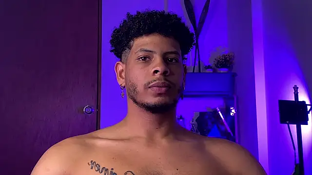 colt_addam Webcamshow