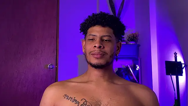 colt_addam – webcam-show