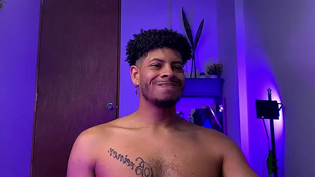colt_addam – webcam-show