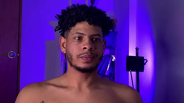 Show de colt_addam na webcam