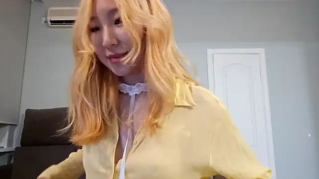 IoneGray Webcamshow