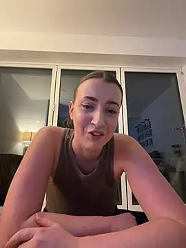 Pertunjukan Kamera Web Mila_Blake69