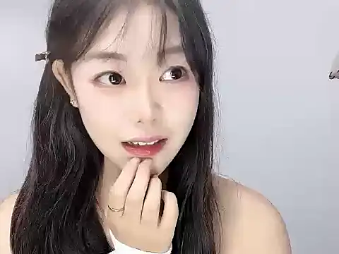 S-daisy 在線直播表演
