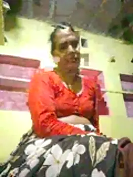 Lovely-girl-a Chat XXX live
