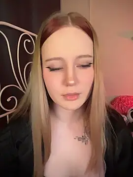 rachesus' Webcam Show