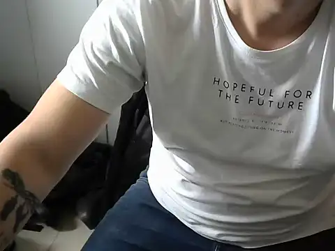 cumplicesprive Webcam-Show