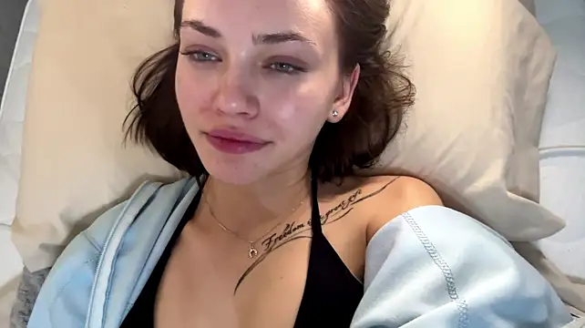 KayceMatthai's Webcam Show
