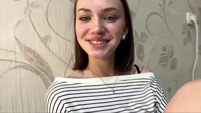 KayceMatthai's Webcam Show