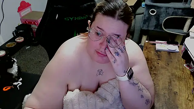 BBW-QUEENIE – webcam-show