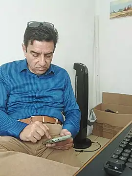 FernandoReuter7 Adlı Modelin Web Kamerası Şovu