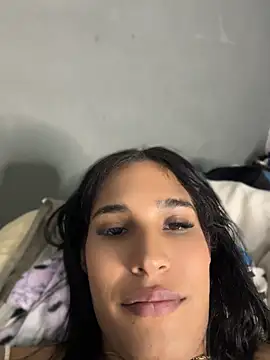 isabellaho1319 Show in webcam