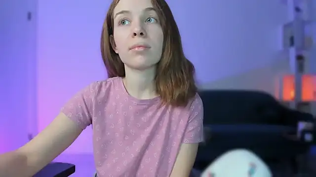 linarionchik Adlı Modelin Web Kamerası Şovu