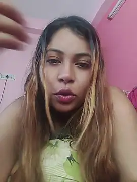 tiyamoon's Live XXX Chat