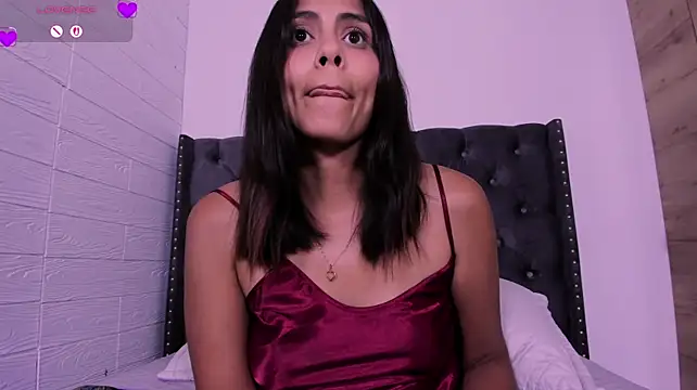 LunaRossie1_'s Live XXX Chat