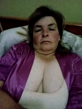 צ'אט XXX בשידור חי של GentlePoison05921