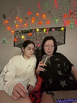 nahida77: вебкам-шоу