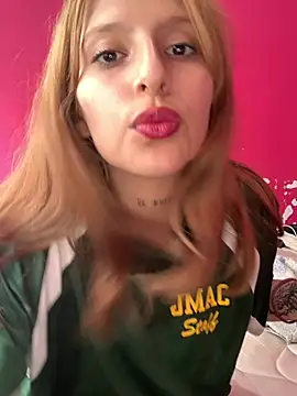 Nenaaa-Neniux's Live XXX Chat