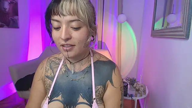 lena_w_ Adlı Modelin Canlı XXX Sohbeti