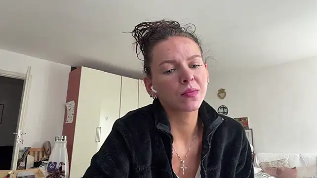 JanelEheler webcam show