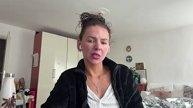 JanelEheler Adlı Modelin Web Kamerası Şovu