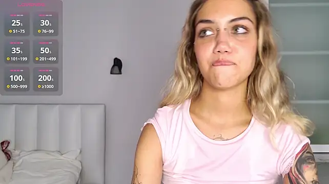 Mia_Syvelle: απευθείας συνομιλία ΧΧΧ