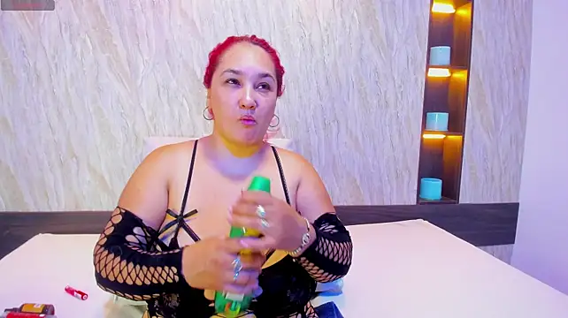 vivi_nash Webcam-Show