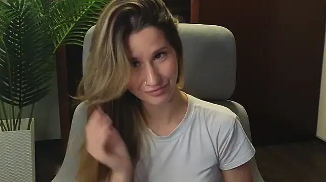 AdrienStoakley – Live XXX-chat