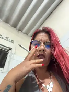 Chat +18 de JulianaDiiaz ao vivo