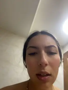 Živý XXX chat Julieth_ec_