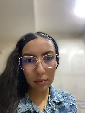 Julieth_ec_ – webcam-show