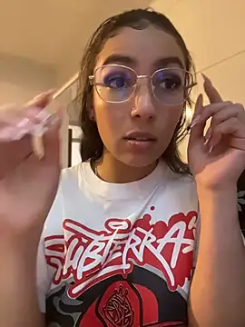 Julieth_ec_'s Live XXX Chat