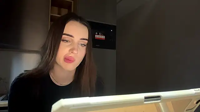 Webkamerová show dianaluves1