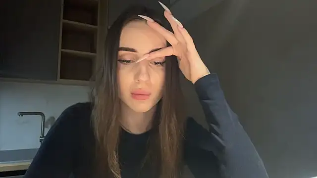 Show modela dianaluves1 na web-kameri