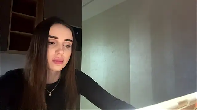 Show modela dianaluves1 na web-kameri