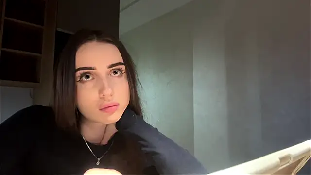 dianaluves1's Live Chat Room
