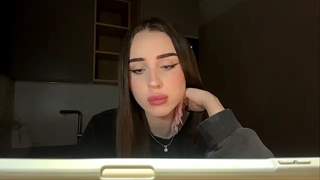 dianaluves1 – Live XXX-chat